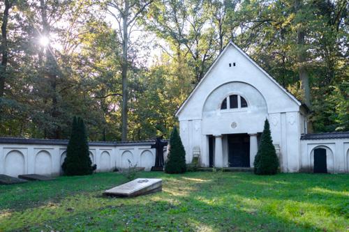 Erbbegräbns der Familie Rochow