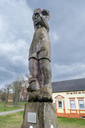 Skulptur "Riese von Krahne"
