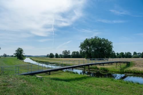 Fußgängerbrücke über den Rhin