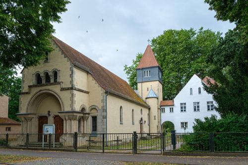 Herz-Jesu-Kirche (kath.) Neustadt (Dosse)