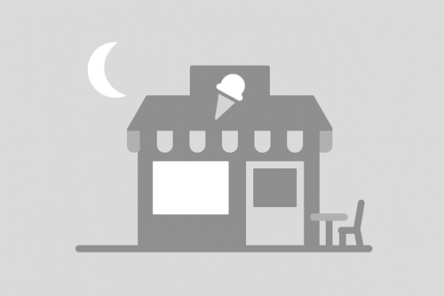 Eispavillon / Milchtankstelle